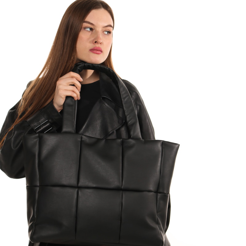 Сумка женская через плечо чёрная в магазине сумок Минск